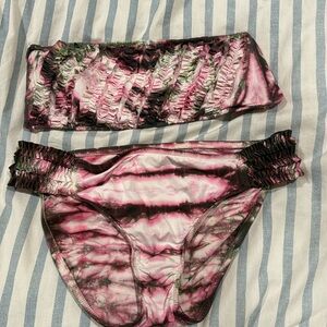 Lucky brand bathing suit size small. Strapless bandeau no padding.